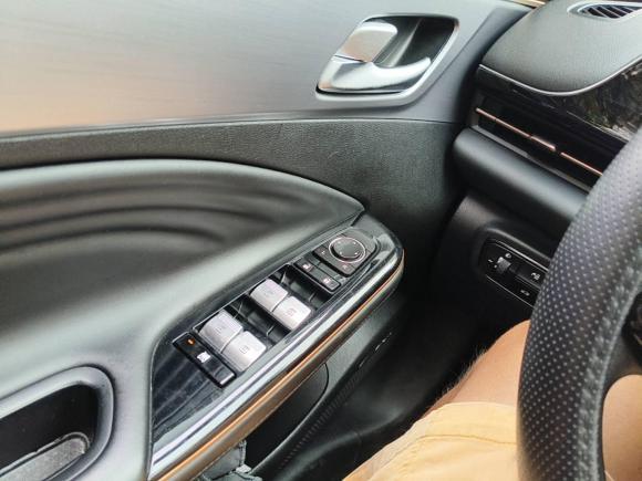 [上海·沪A] 二手埃安AION S2019款 魅 530