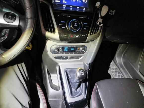 [苏州·苏E] 二手福特福克斯2012款 三厢 1.6L 手动风尚型