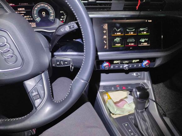 [杭州·浙A] 二手奥迪奥迪Q32020款 35 TFSI 进取动感型