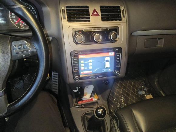 [杭州·浙A] 二手大众途安2013款 1.4T 手动舒适版5座