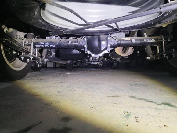 [苏州·苏U] 二手BAW北汽制造锐胜王牌M72023款 2.0L 自动长轴商务型 9座