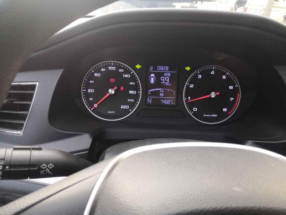 [无锡·苏B] 二手荣威荣威3602018款 PLUS 1.5L 手动尊享版