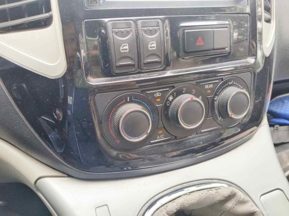 [无锡·苏B] 二手东风风行菱智2016款 M5 2.0L 7座长轴标准型