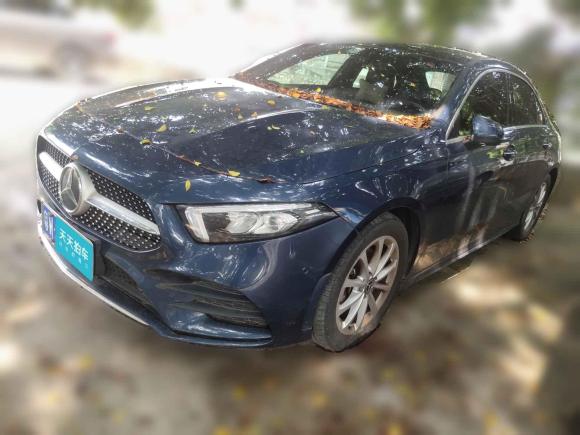 [广州·粤W] 二手奔驰奔驰A级2019款 A 200 L 运动轿车