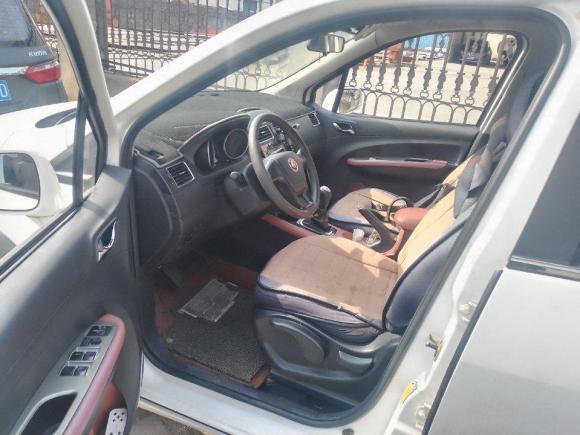 [无锡·皖R] 二手东风风行景逸X52015款 1.6L 手动豪华型