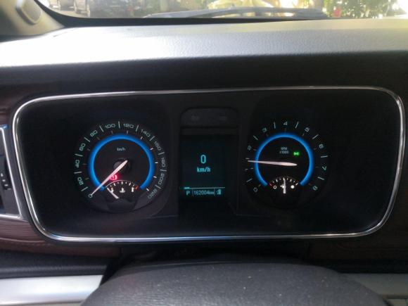 [上海·沪K] 二手别克别克GL82015款 2.4L 豪华商务尊享版