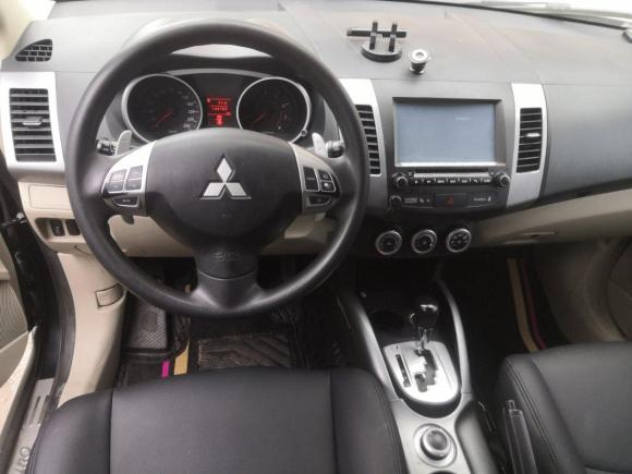 [温州·浙C] 二手三菱欧蓝德2010款 劲界 2.0 运动版