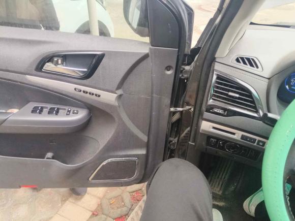 [青岛·鲁B] 二手比亚迪比亚迪S72015款 2.0T 自动旗舰型