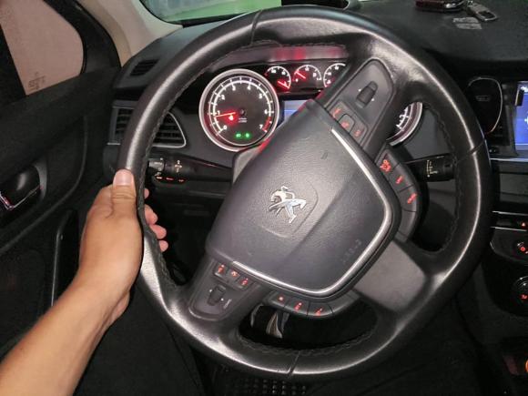 [上海·沪C] 二手标致标致5082011款 2.3L 自动旗舰版