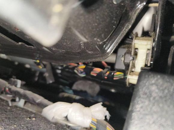 [济南·鲁A] 二手路虎发现2010款 3.0TDV6 HSE 柴油版