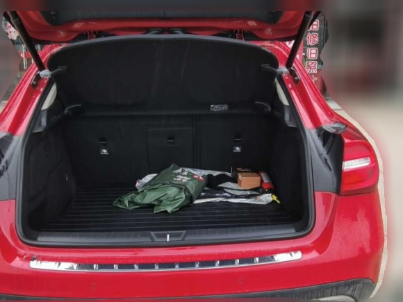 [无锡·苏B] 二手奔驰奔驰GLA2016款 GLA 200 时尚型