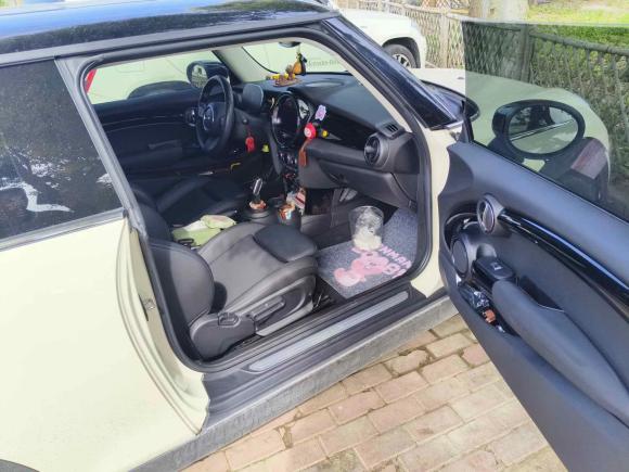 [上海·沪E] 二手MINIMINI2022款 1.5T COOPER 经典派