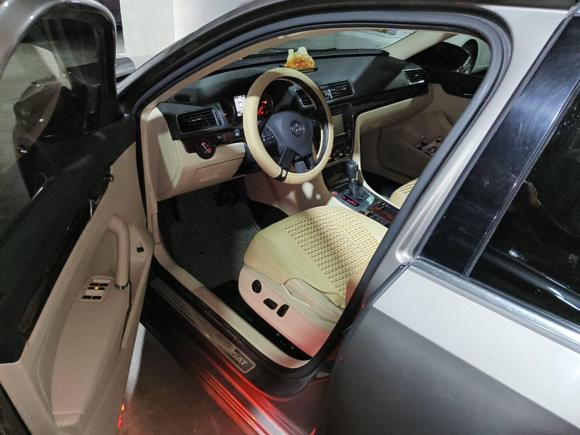 [上海·沪A] 二手大众帕萨特2013款 1.8TSI DSG御尊版