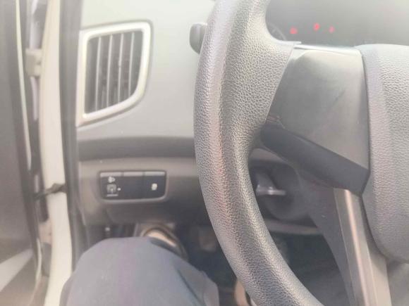 [金华·浙G] 二手现代北京现代ix252015款 1.6L 手动两驱时尚型GS