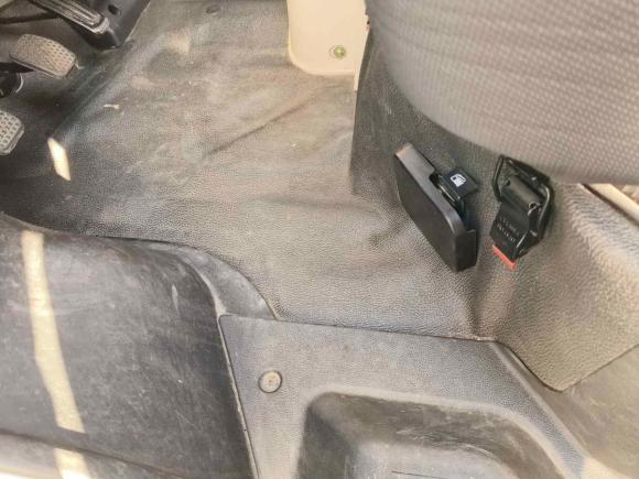 [成都·渝A] 二手长安凯程长安睿行M802018款 1.5L基本型厢货平顶背掀门4G15S