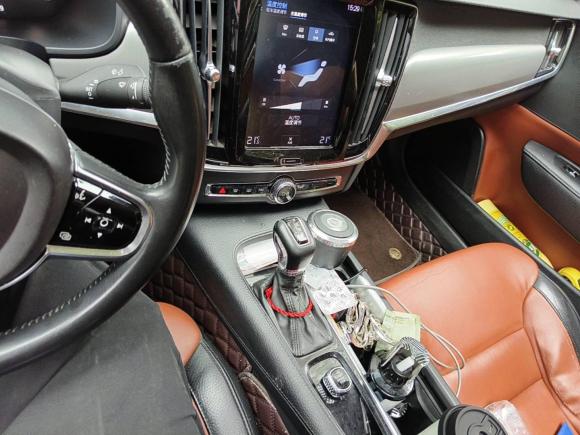 [成都·川T] 二手沃尔沃沃尔沃S902019款 T4 智逸版