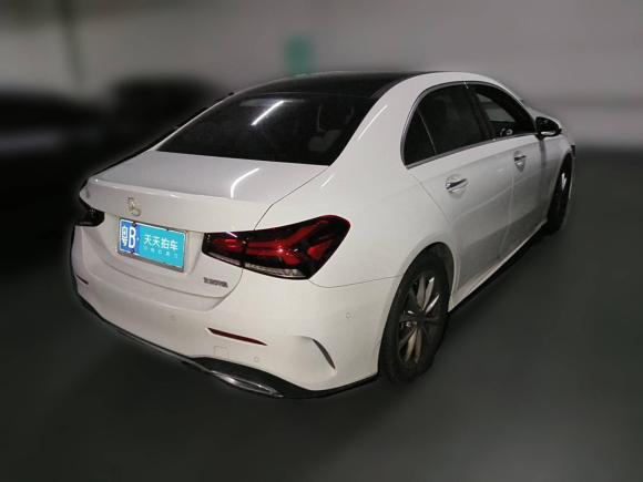 [深圳·粤B] 二手奔驰奔驰A级2020款 改款 A 200 L 运动轿车动感型