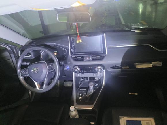 [上海·沪C] 二手丰田RAV4荣放2020款 双擎 2.5L E-CVT四驱精英PLUS版