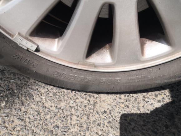 [上海·沪E] 二手沃尔沃沃尔沃S402006款 2.4i