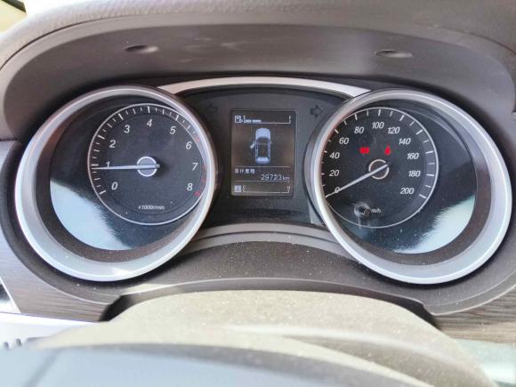 [上海·豫Q] 二手宝骏宝骏7302016款 改款 1.5L 手动标准型 7座 国V