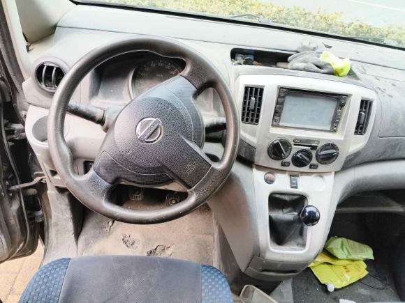 [义乌·浙G] 二手日产日产NV2002010款 1.6L 豪华型