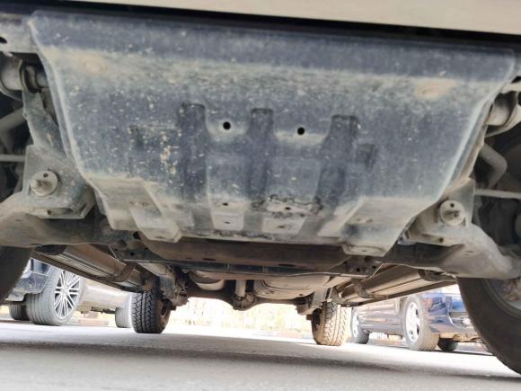 [西安·陕A] 二手东风御风S162017款 1.9T 手动两驱精英型 5座