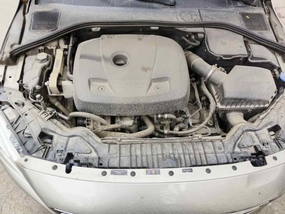 [西安·浙A] 二手沃尔沃沃尔沃V602015款 T5 智逸版