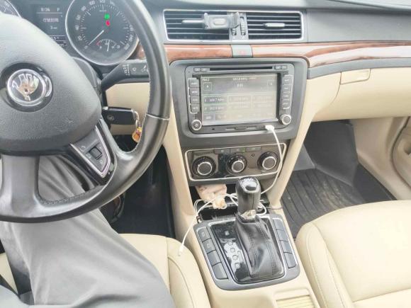 [苏州·苏E] 二手斯柯达速派2013款 1.4TSI DSG名仕版