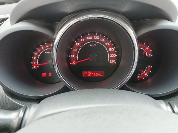 [深圳·粤B] 二手起亚秀尔2013款 1.6L AT Premium