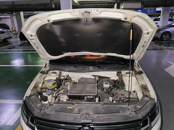 [西安·陕A] 二手大众朗行2015款 1.6L 自动舒适版