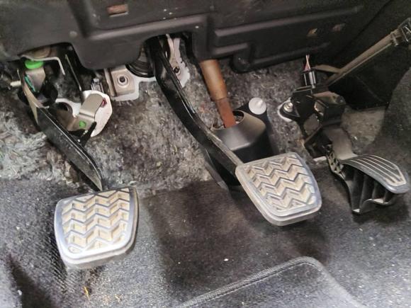 [佛山·粤Y] 二手丰田威驰2014款 1.5L 手动智臻版