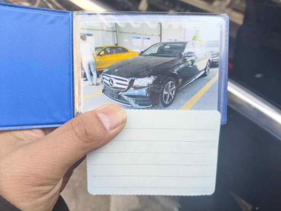 [义乌·浙G] 二手奔驰奔驰E级2018款 改款 E 300 L 运动豪华型