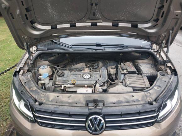 [上海·苏F] 二手大众途安2015款 1.4T 手动风尚版5座