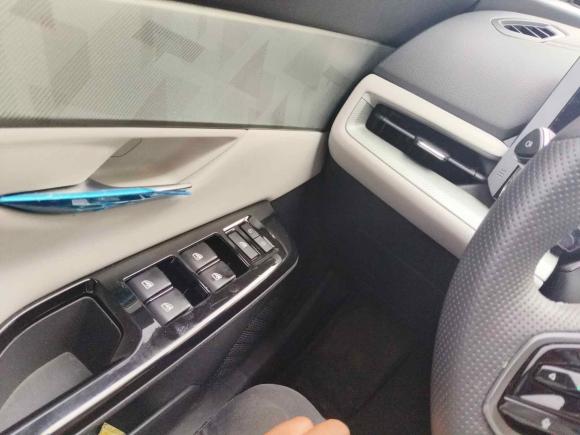 [上海·苏U] 二手长安长安UNI-T2023款 第二代 1.5T 旗舰型