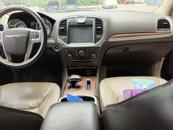 [苏州·苏E] 二手克莱斯勒克莱斯勒300C2014款 3.0L 卓越版