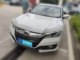 本田雅阁2016款2.0L舒适版