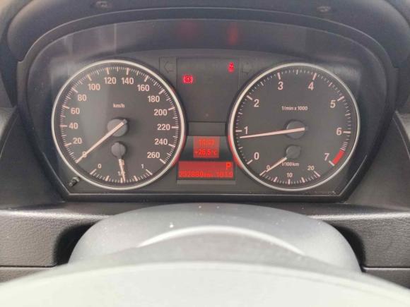 [上海·沪B] 二手宝马宝马X12014款 sDrive18i 时尚型