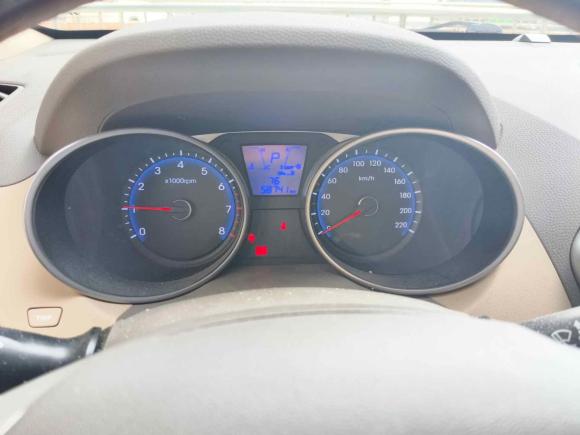 [武汉·鄂A] 二手现代北京现代ix352010款 2.0L 自动两驱精英版GLS