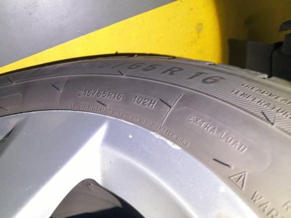 [上海·沪L] 二手丰田埃尔法2011款 2.4L 豪华版