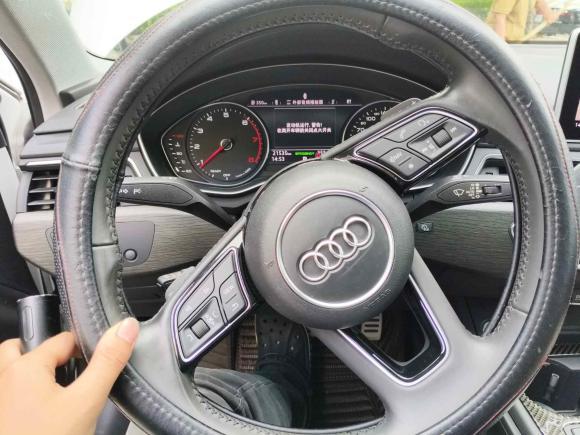 [广州·粤A] 二手奥迪奥迪A4L2017款 40 TFSI 风尚型