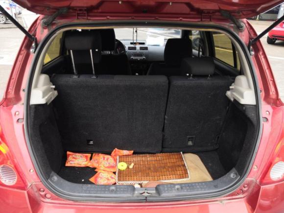 [义乌·浙C] 二手铃木雨燕2011款 1.5L 自动时尚版