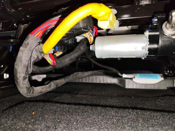 [杭州·浙A] 二手SERES赛力斯赛力斯SF52020款 两驱高性能运动版