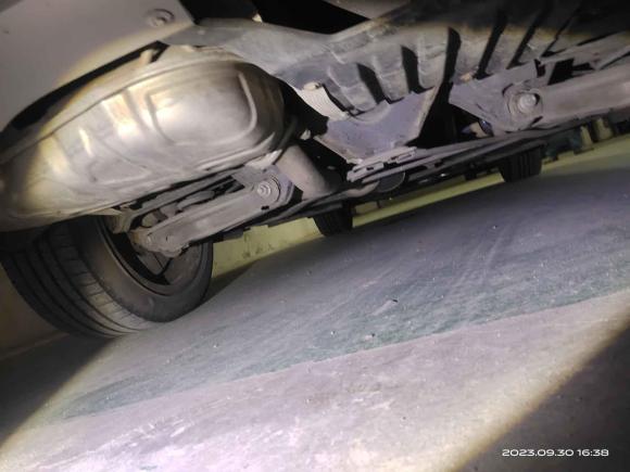 [青岛·鲁U] 二手宝马宝马X12010款 sDrive18i豪华型