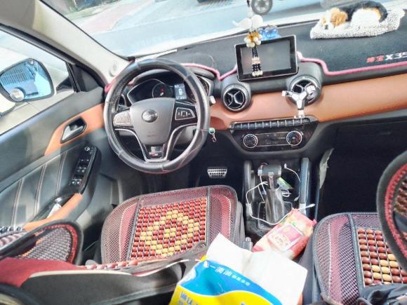 [无锡·苏B] 二手北京汽车绅宝X352016款 1.5L 自动豪华版