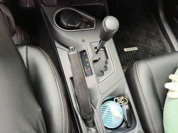 [成都·川A] 二手丰田RAV4荣放2016款 2.0L CVT两驱风尚版 国V