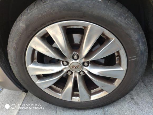 [宁波·浙B] 二手英菲尼迪英菲尼迪Q702013款 Q70L 2.5L 舒适版