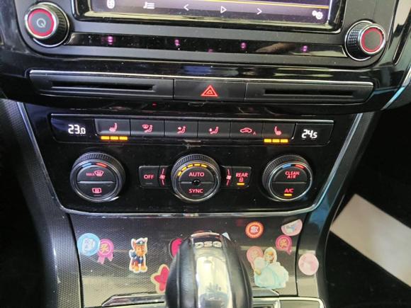 [上海·苏F] 二手大众帕萨特2017款 330TSI DSG御尊版