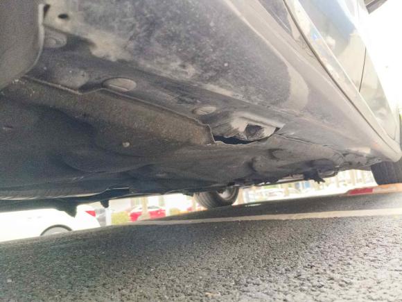 [深圳·粤B] 二手奔驰奔驰E级2015款 E 260 L 运动型