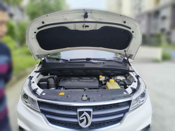 [南昌·赣A] 二手宝骏宝骏7302017款 1.5T 手动时尚型 7座 国V