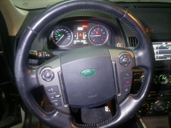 [苏州·苏U] 二手路虎神行者22013款 2.0T Si4 HSE汽油版